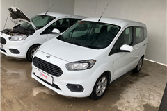 154 - 2022 Ford Tourneo Courier 1.5 TDCi Delux 