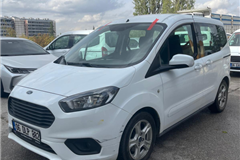 172 - 2022 Ford Tourneo Courier 1.5 TDCi Delux 