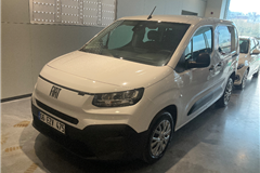 74 - 2024 Fiat Doblo Combi 1.5 Bluehdi Easy 