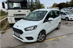 143 - 2022 Ford Tourneo Courier 1.5 TDCi Delux 