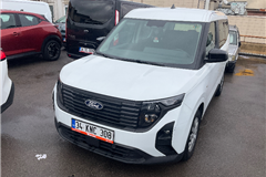 55 - 2024 Ford Tourneo Courier 1.0 DELUXE 