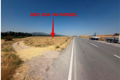 GM 3592 | KÜTAHYA MERKEZ İKİZHÜYÜK’TE SATILIK 1/5 TARLA HİSSESİ – 1.755,10 m² PAY