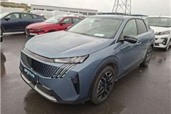 52 - 2026 Peugeot 3008 1.2 Hybrid Allure 