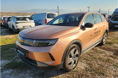 50 - 2026 Opel Grandland  1.2 HYBRID EDITION CAM