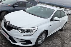 78 - 2023 Renault Megane 1.3 TCe Joy 
